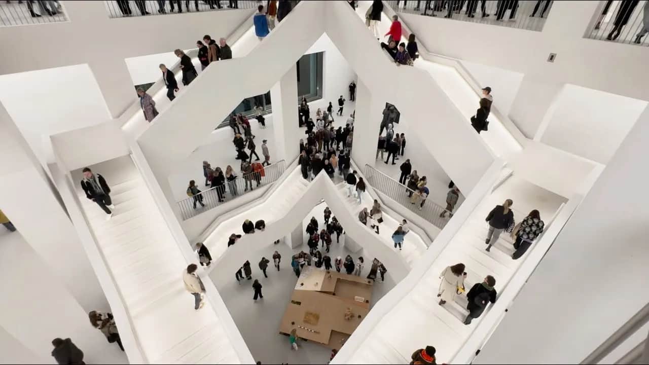 Muzeum sztuki współczesnej Warszawa – odkryj fascynujący świat sztuki